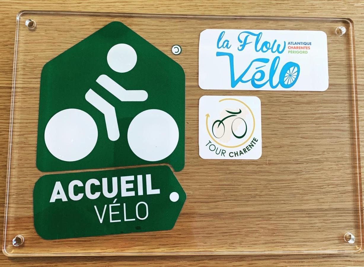 Suite Familiale- Deux Chambres Saint-Meme-les-Carrieres Kültér fotó